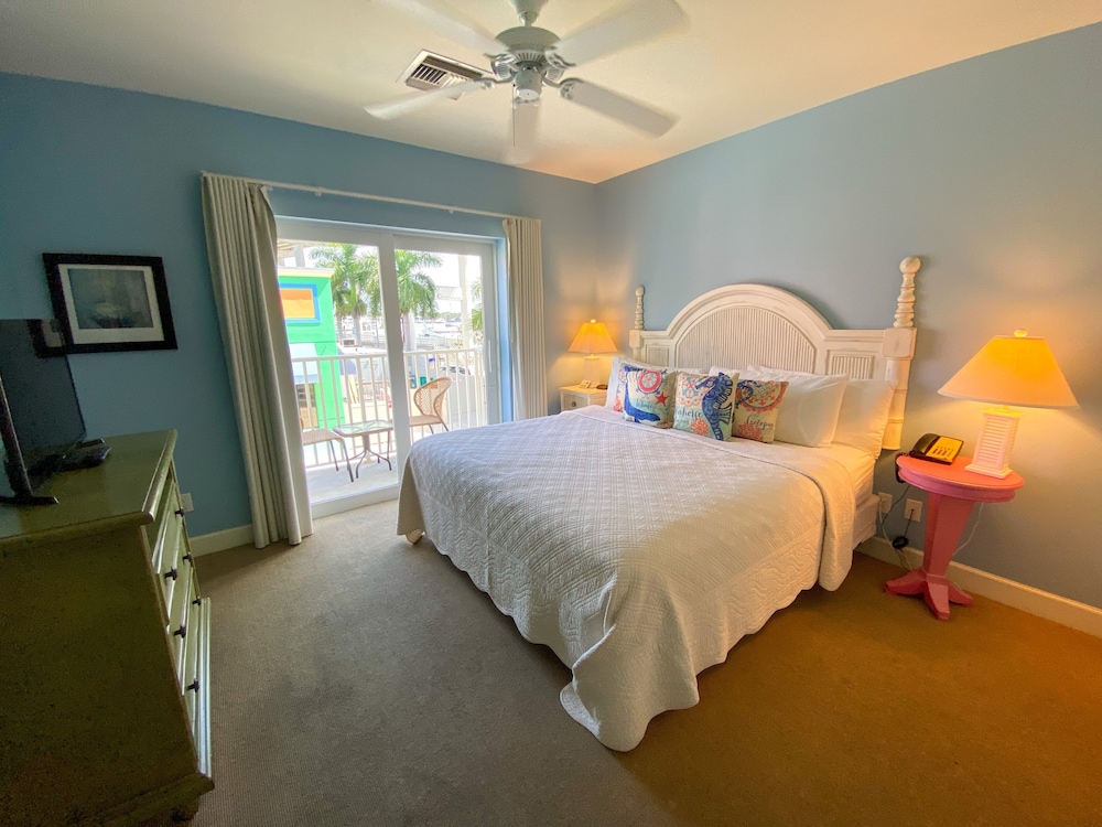 Condo, 1 Bedroom photo 1