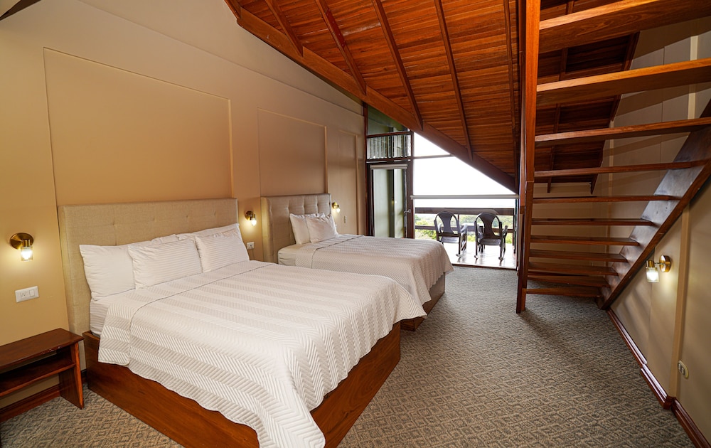 Family Suite - Photo 7