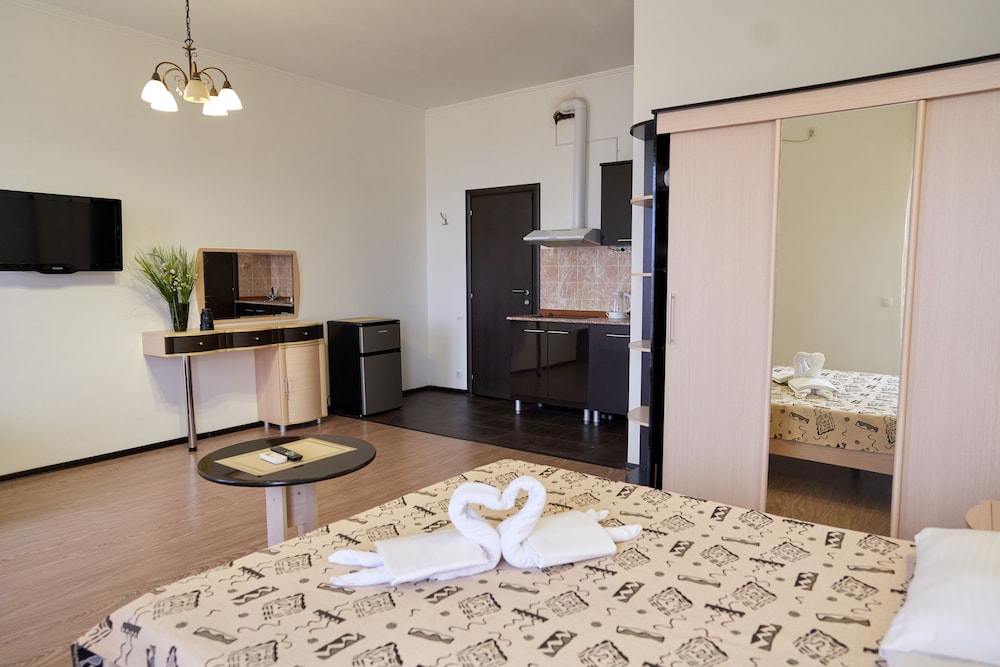Studio Suite photo 1
