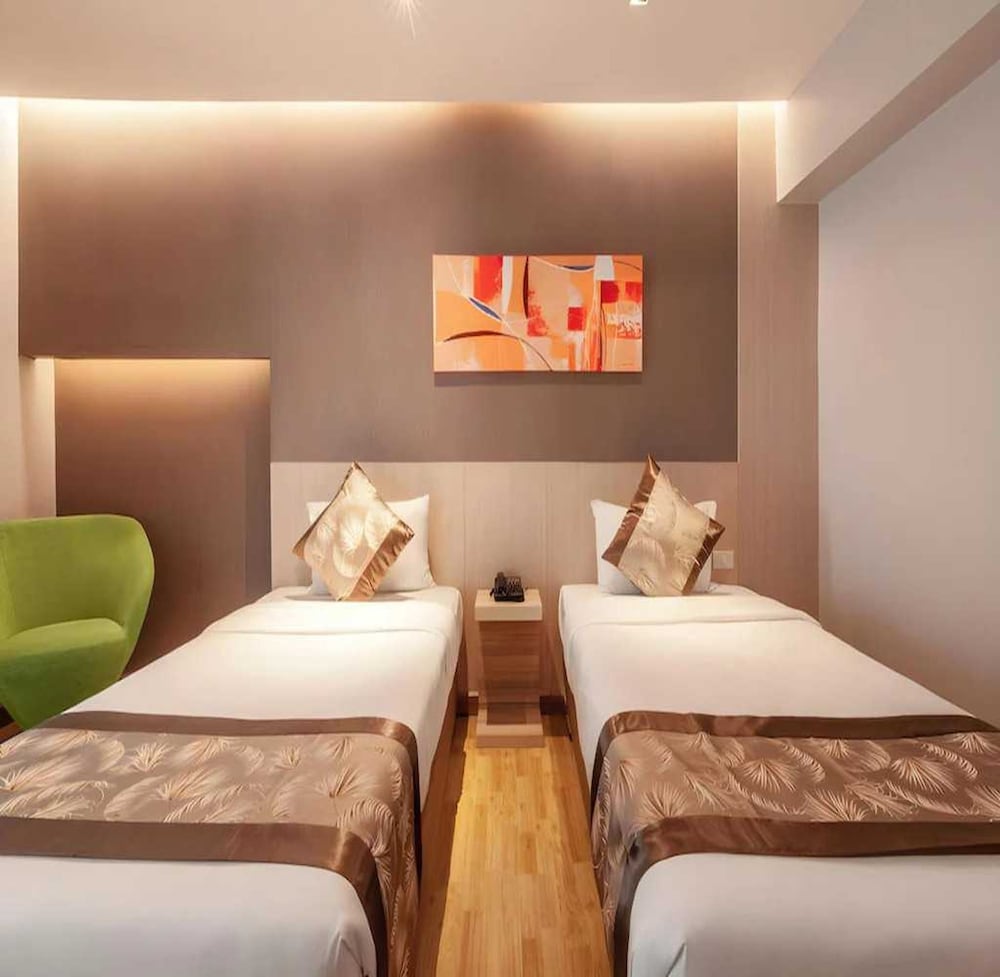 Standard Twin Room photo 2