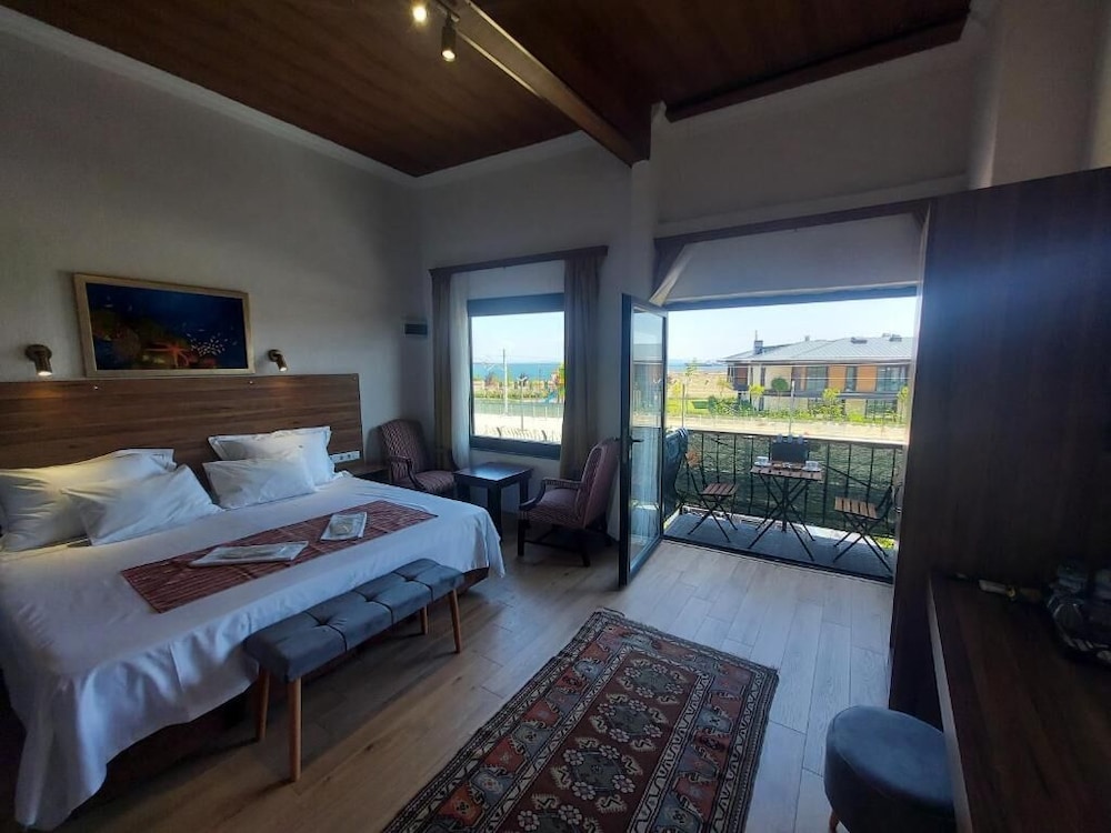 Superior Quadruple Room, Balcony, Sea View photo 1