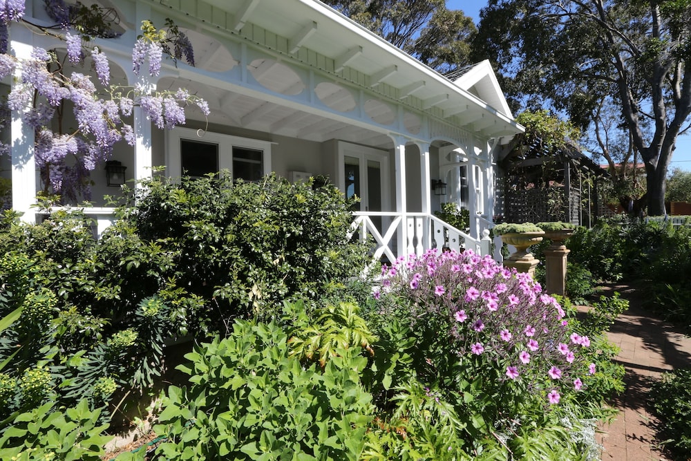 Guesthouse Room - Verandah photo 3