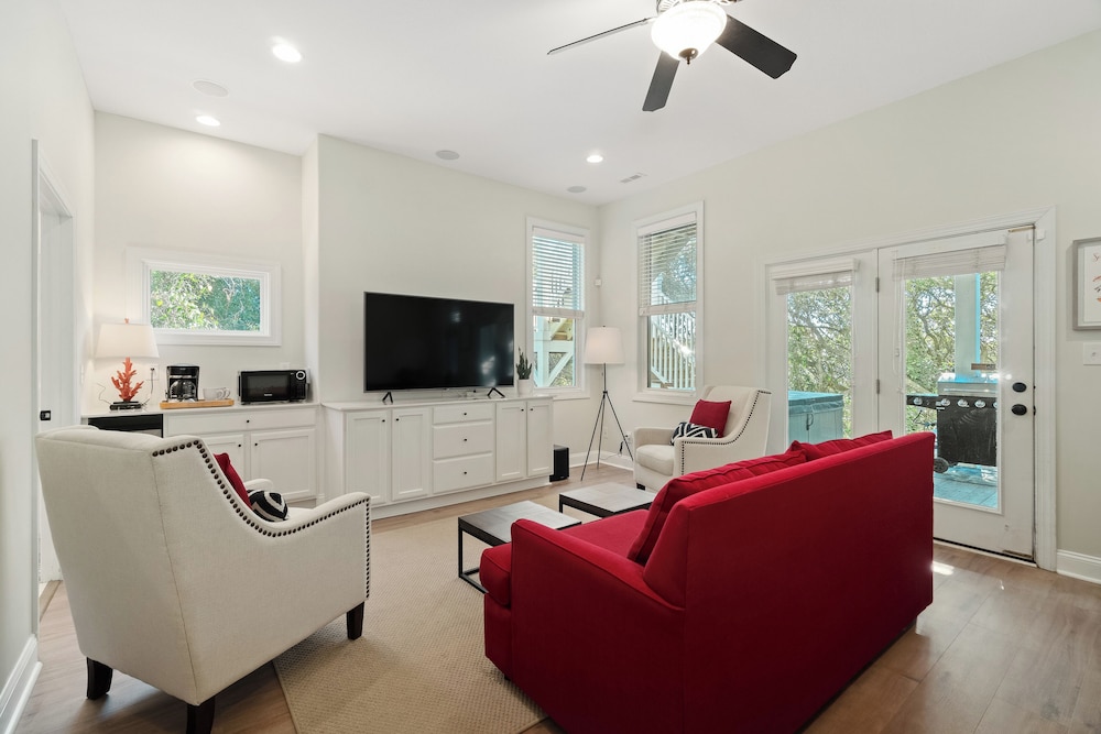 House (6 Bedrooms) photo 3