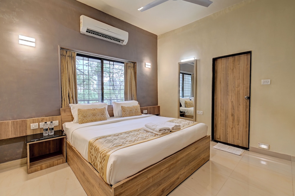 Deluxe Double Room photo 2