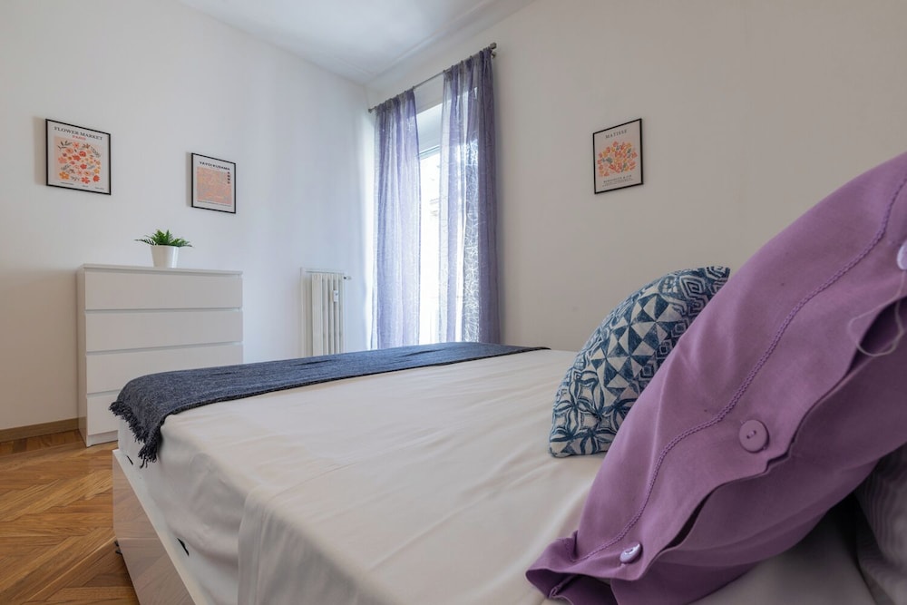 Apartment, Balcony