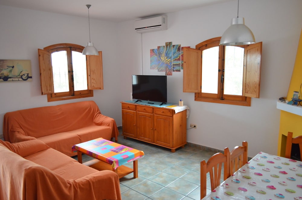 Comfort House, 2 Bedrooms, Non Smoking photo 2
