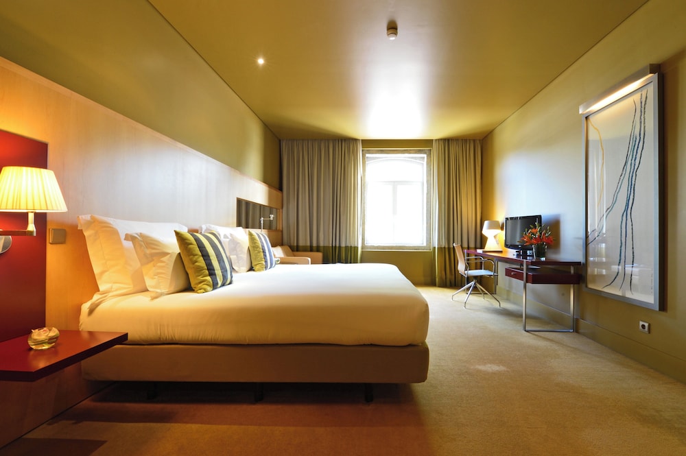 Standard Double or Twin Room - Photo 5