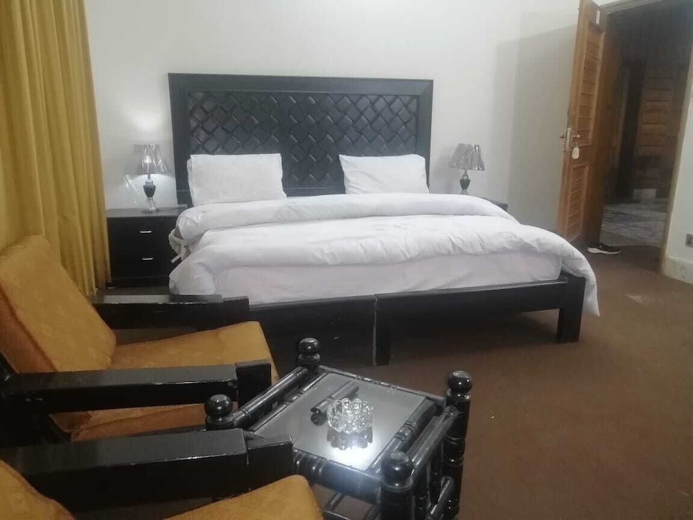 Standard Suite photo 2