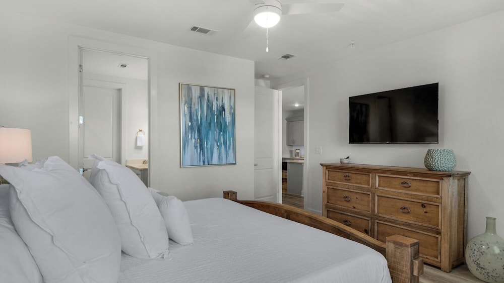 Condo, 1 King Bed, Patio, Garden View (Pinewood30A 341)