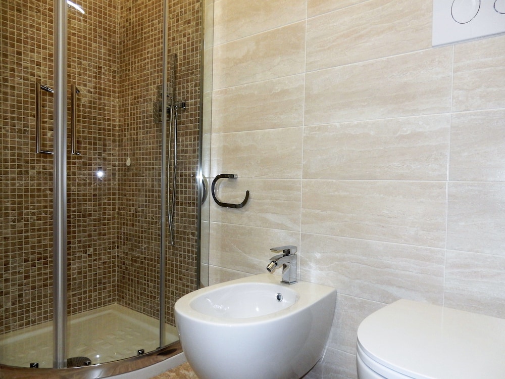 Exclusive Double or Twin Room, Terrace, City View, photo 6