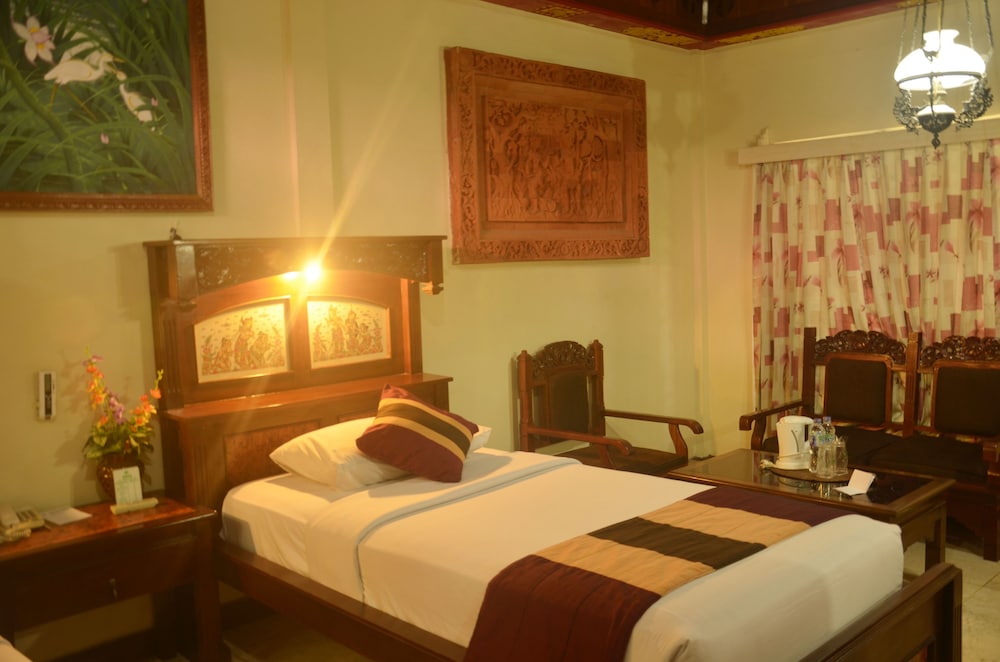 Superior Double or Twin Room - Photo 13