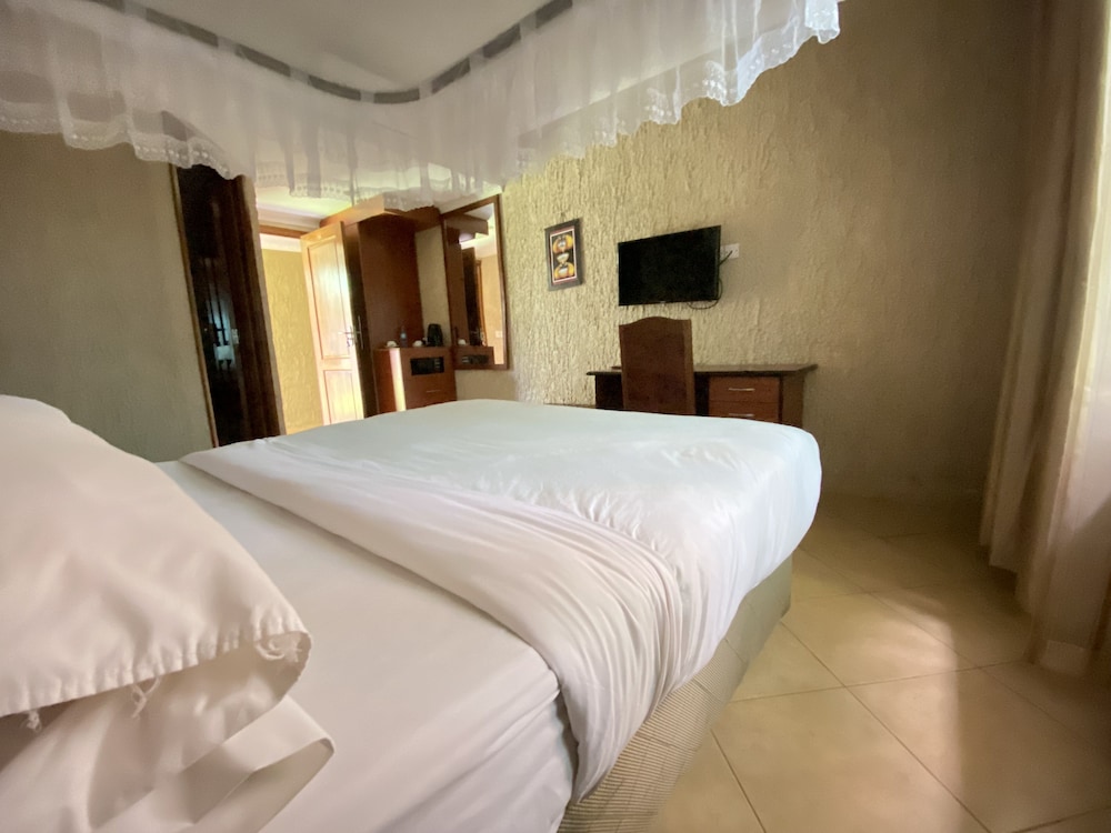 Standard Double Room, 1 Queen Bed