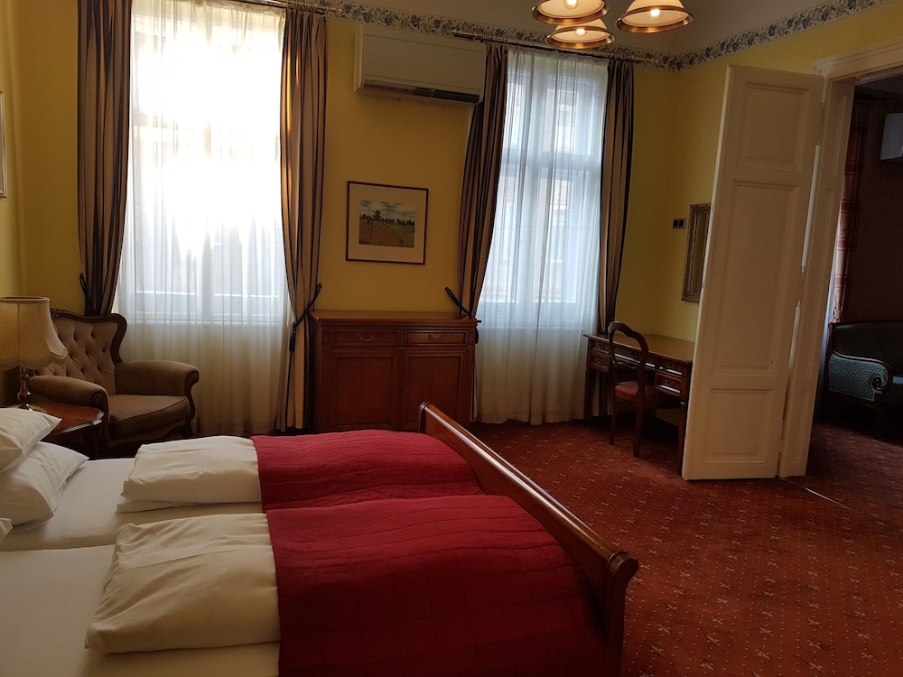Superior Apartment (3 rooms, 4 persons)