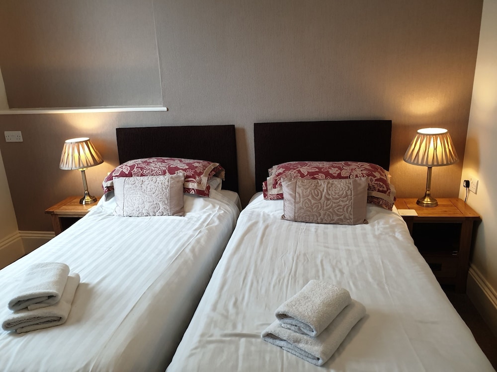 Double or Twin Room, Ensuite (Superking)