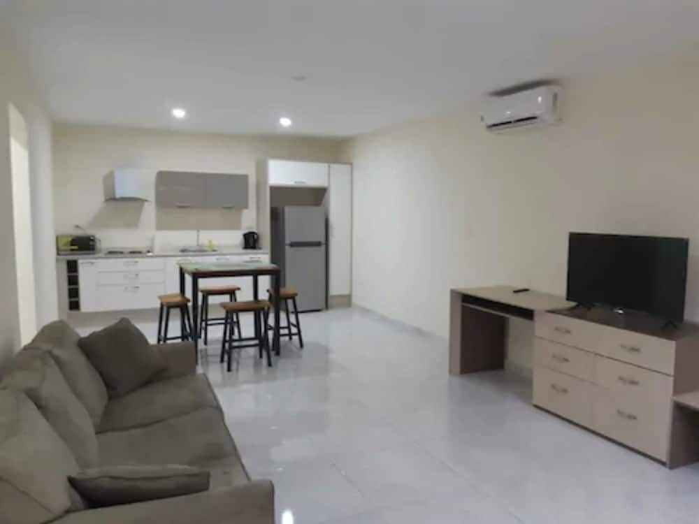 Comfort Apartment, 2 Bedrooms photo 1