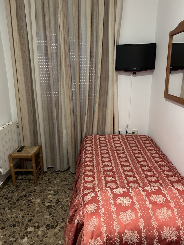 Panoramic Room