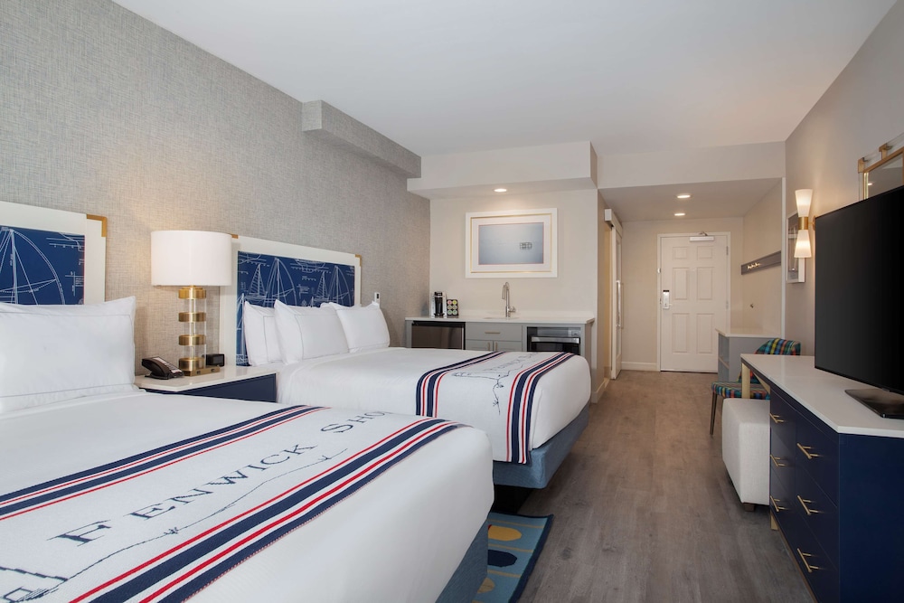 2 Queen Beds Hearing Accessible - Photo 2