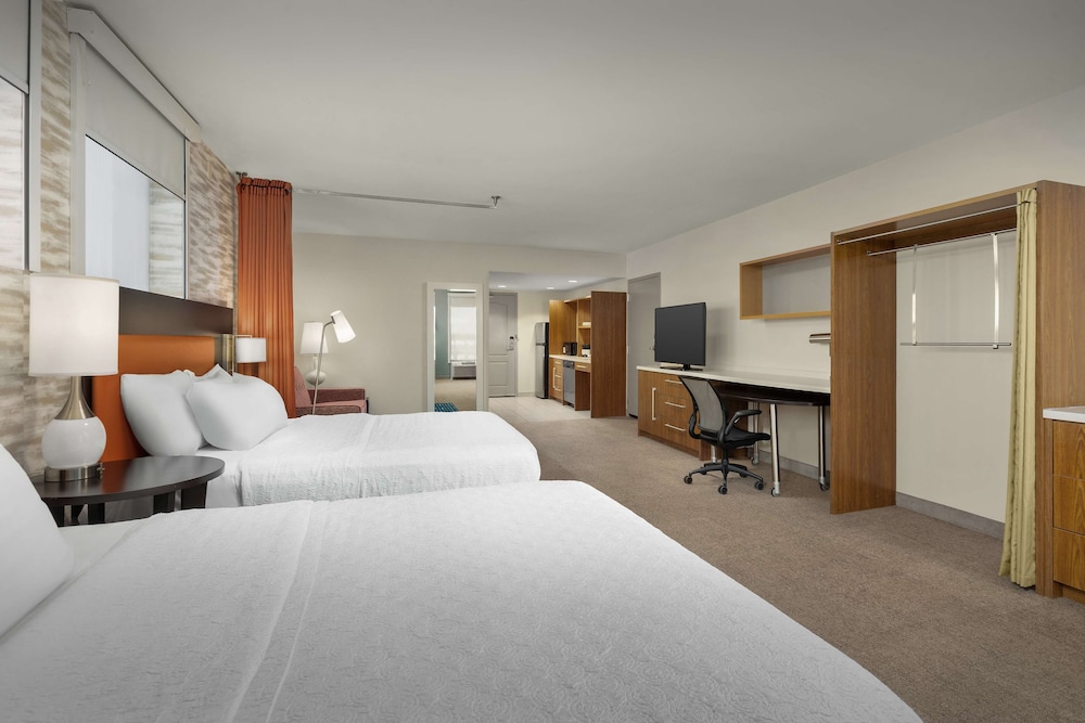 Studio, 2 Queen Beds, Accessible (Hearing) - Photo 1