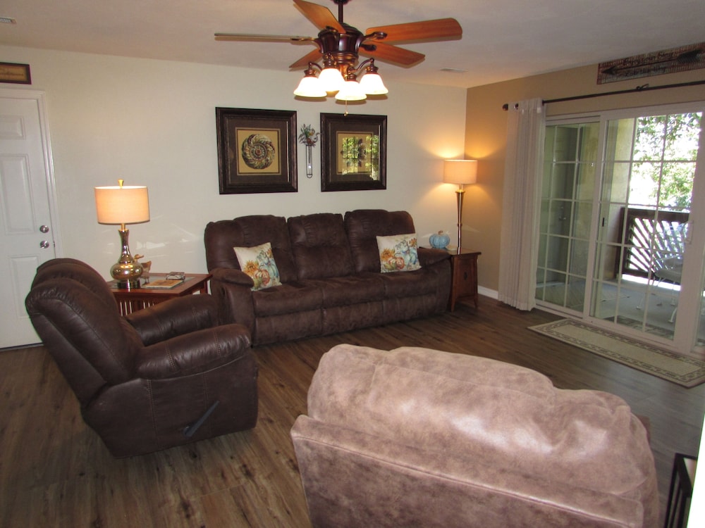 Condo, 3 Bedrooms photo 3