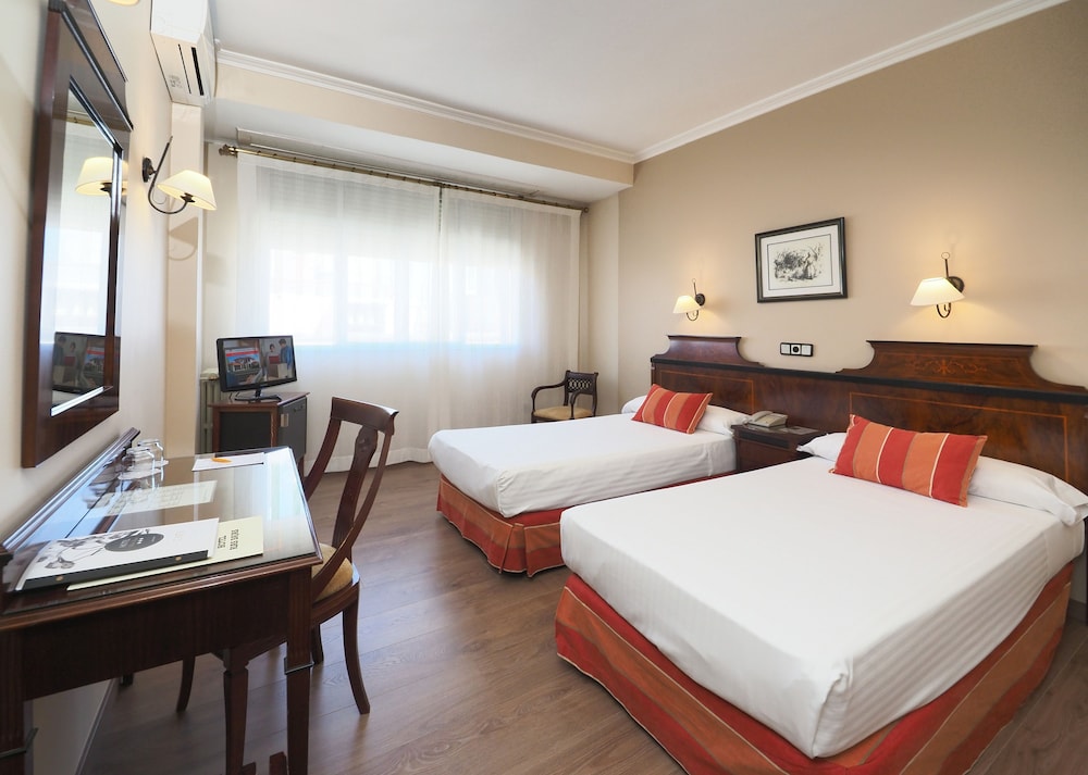 Standard Room - Photo 1