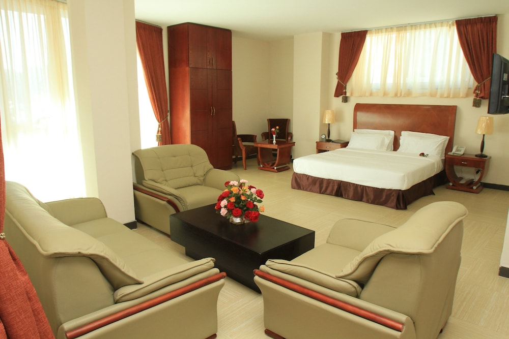 Executive Suite photo 1