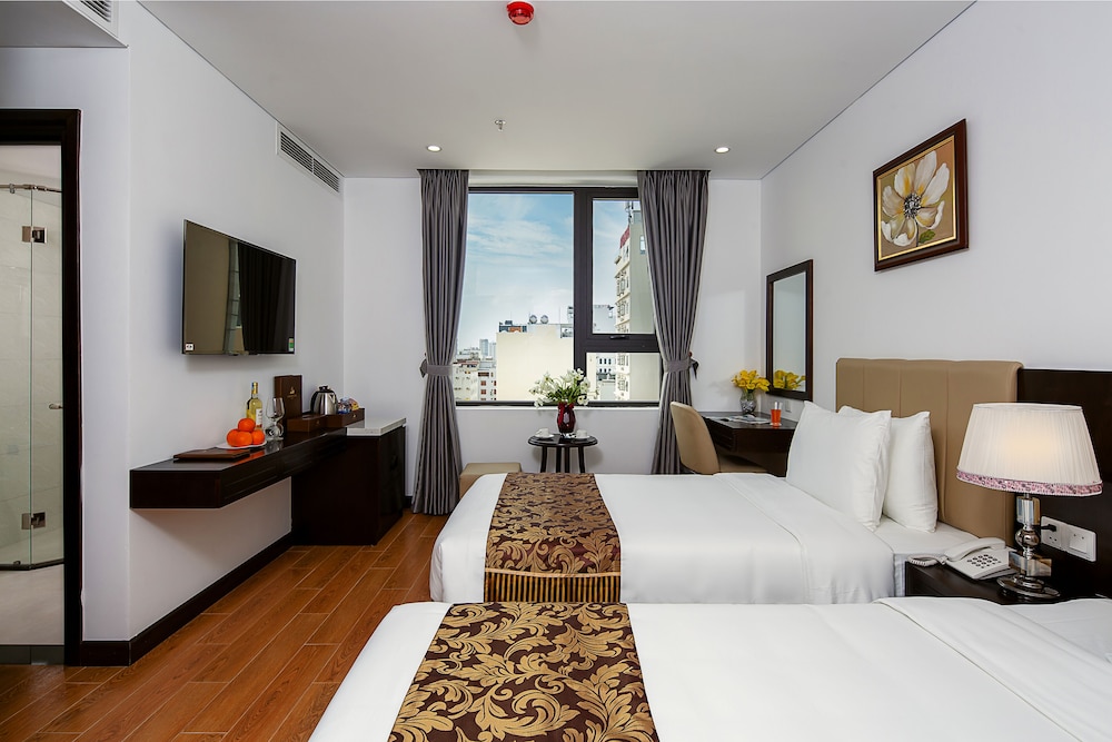 Deluxe Room, 2 Bedrooms, 2 Bathrooms photo 3