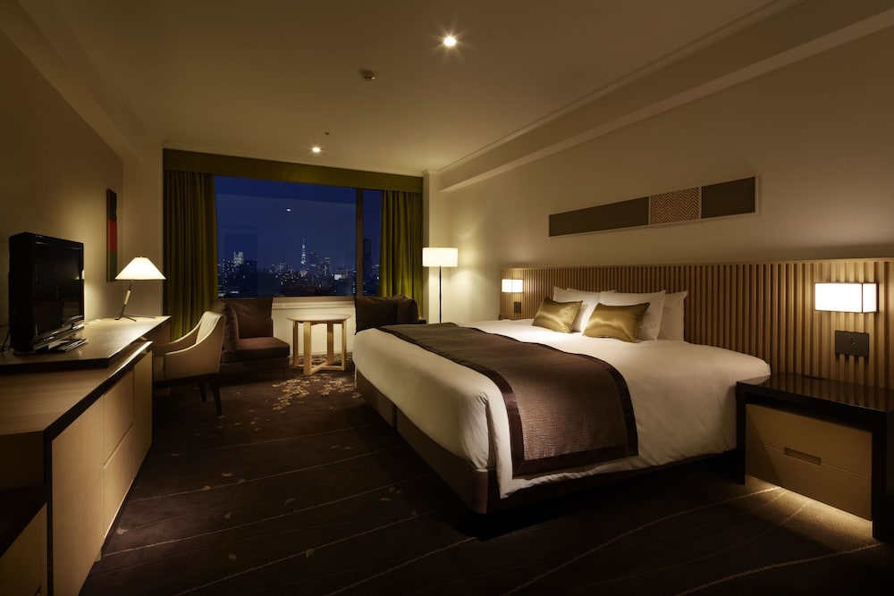[Upper Floor] Tower Side Deluxe King Room, Non Smoking +Sauna Access photo