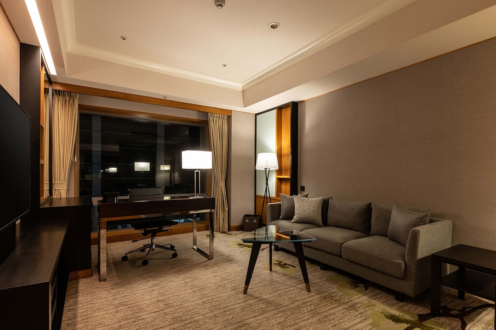 EXECUTIVE SUITE TWIN photo 2