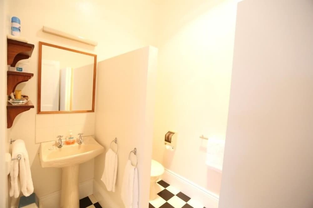 Family Apartment photo 3