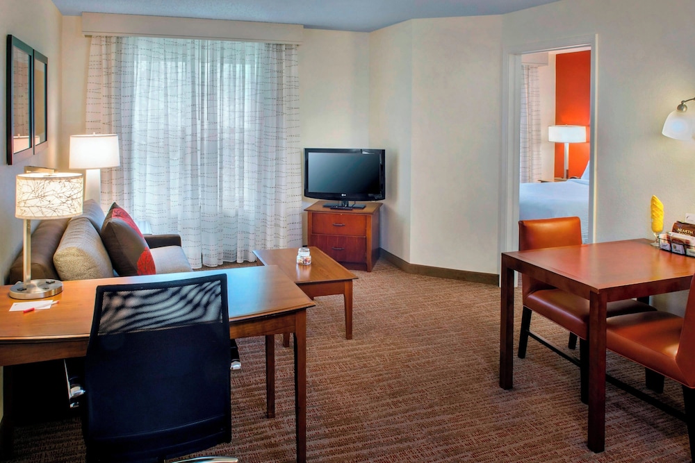 Suite, 1 Bedroom photo 1