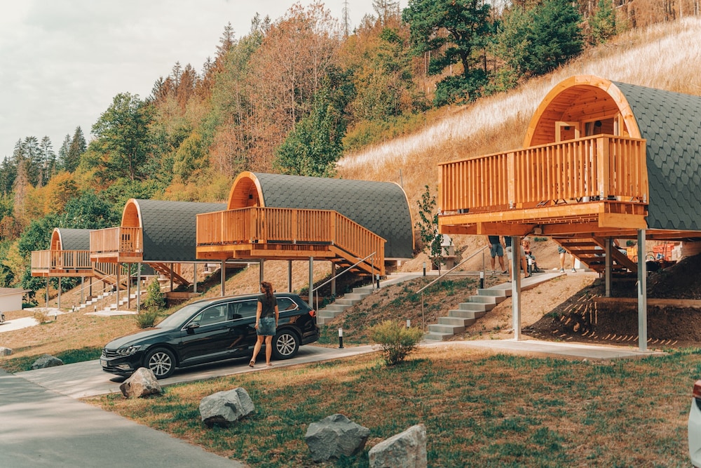 Superior Chalet, River View photo 1