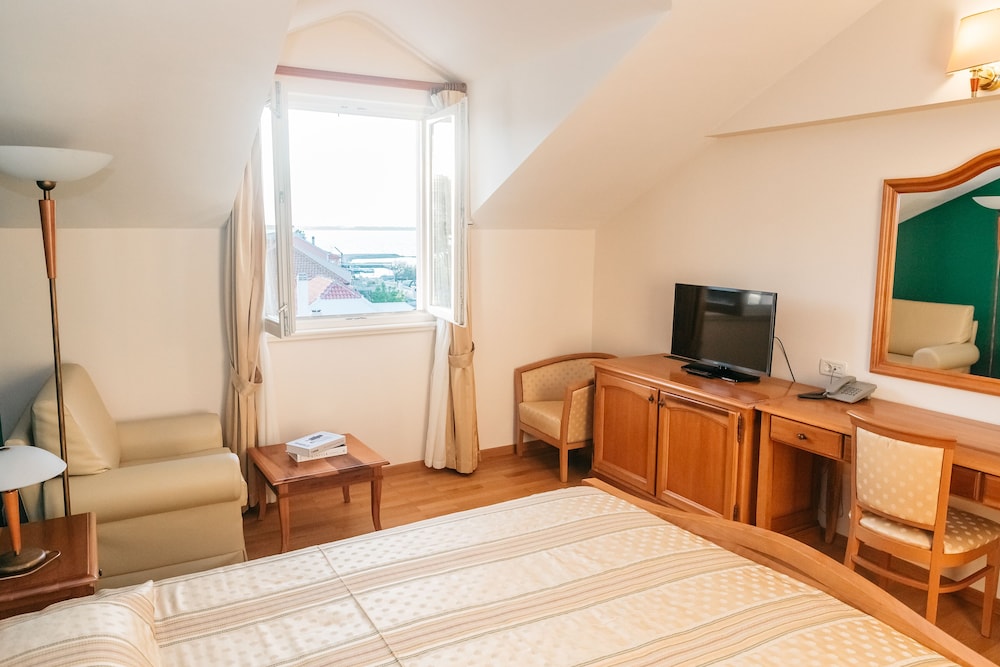 Comfort Double or Twin Room, Sea View photo 1