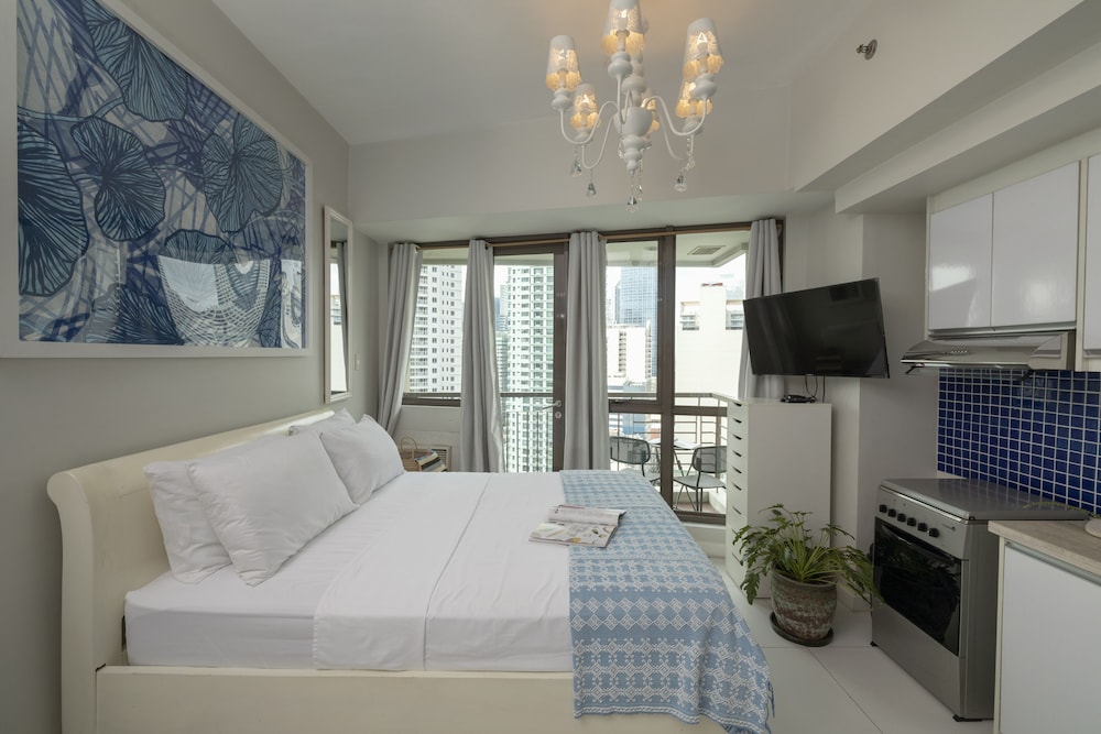 Studio Apartment - Photo 13