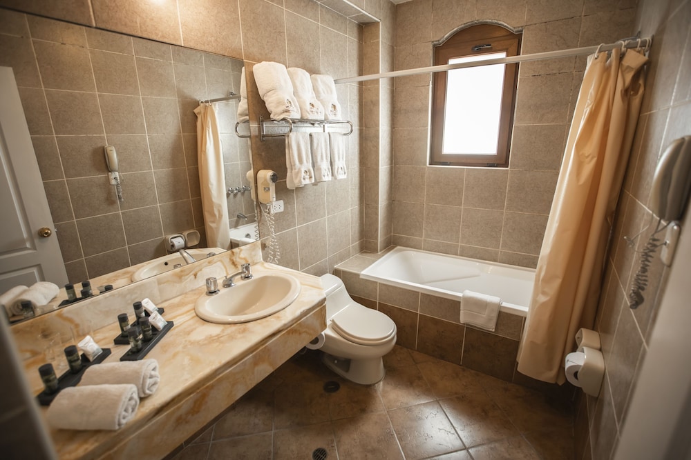 Twin Room - Photo 5