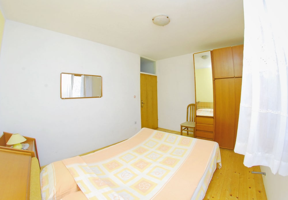 Apartment (A1) photo 2