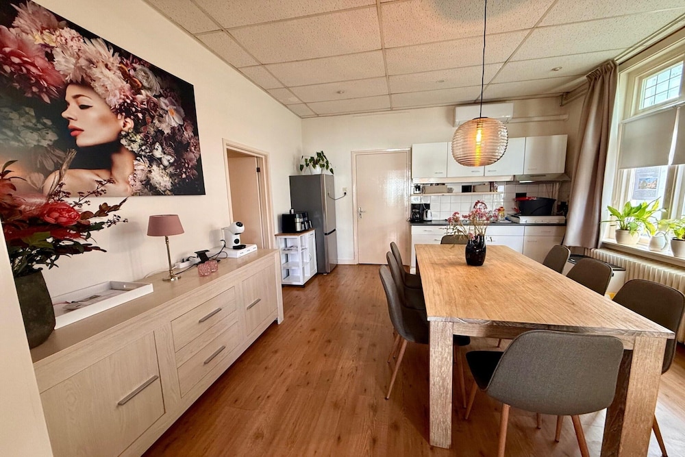 Apartment photo 3