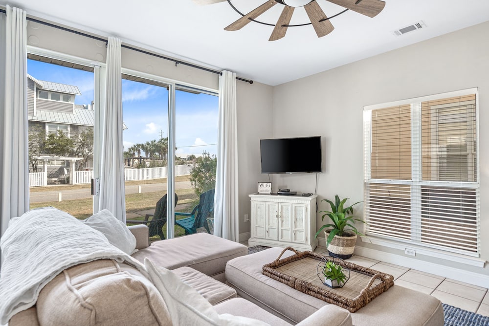 Condo, 1 Bedroom