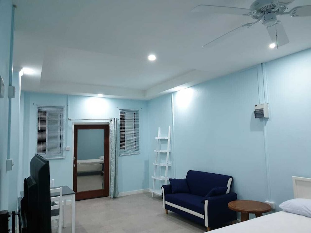 Classic Studio Suite photo 1