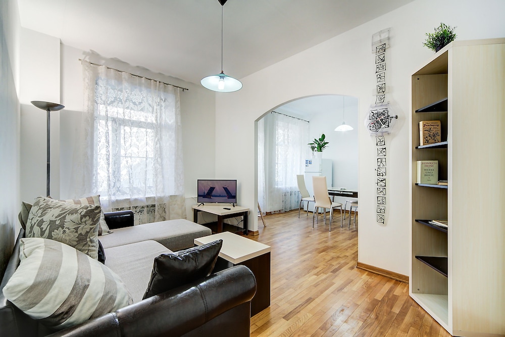 Apartment, Balcony