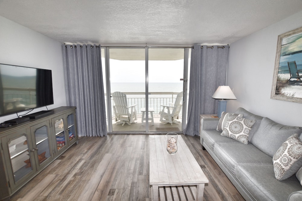 Condo, 1 Bedroom photo 2
