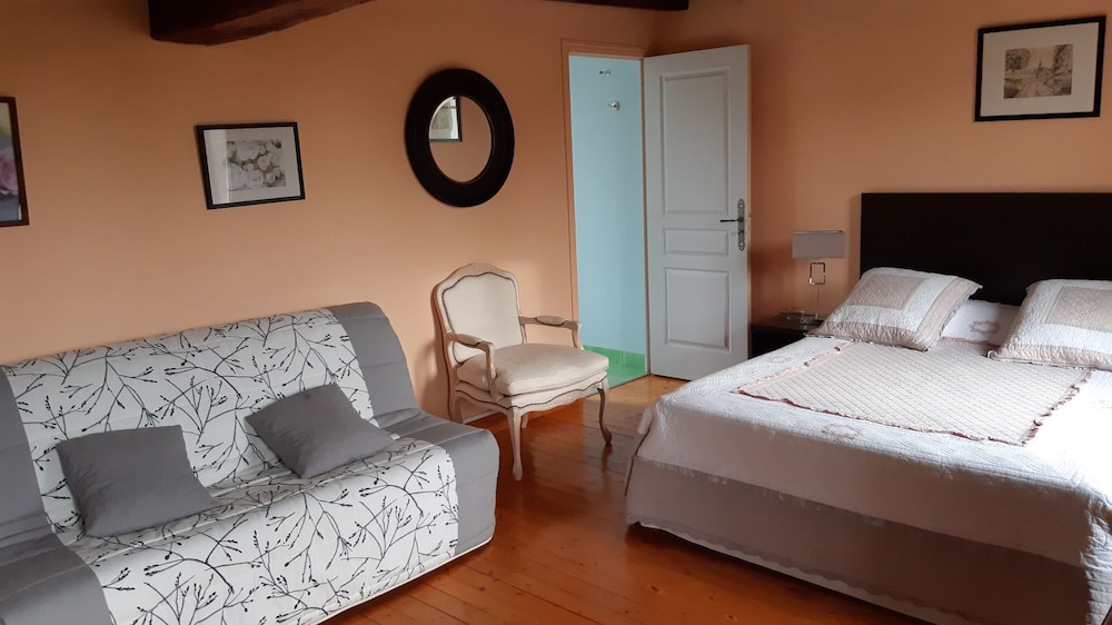 Quadruple Room photo 3