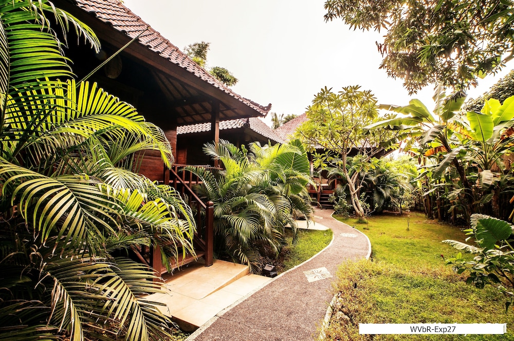 Bungalow photo 2