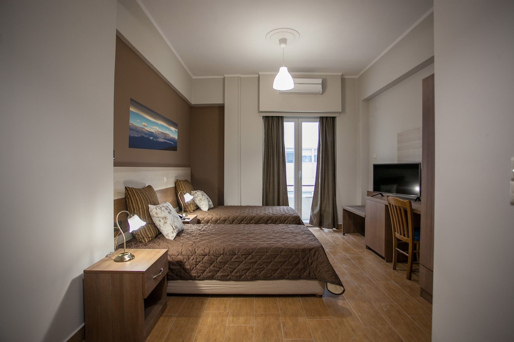 Single Room - Photo 2