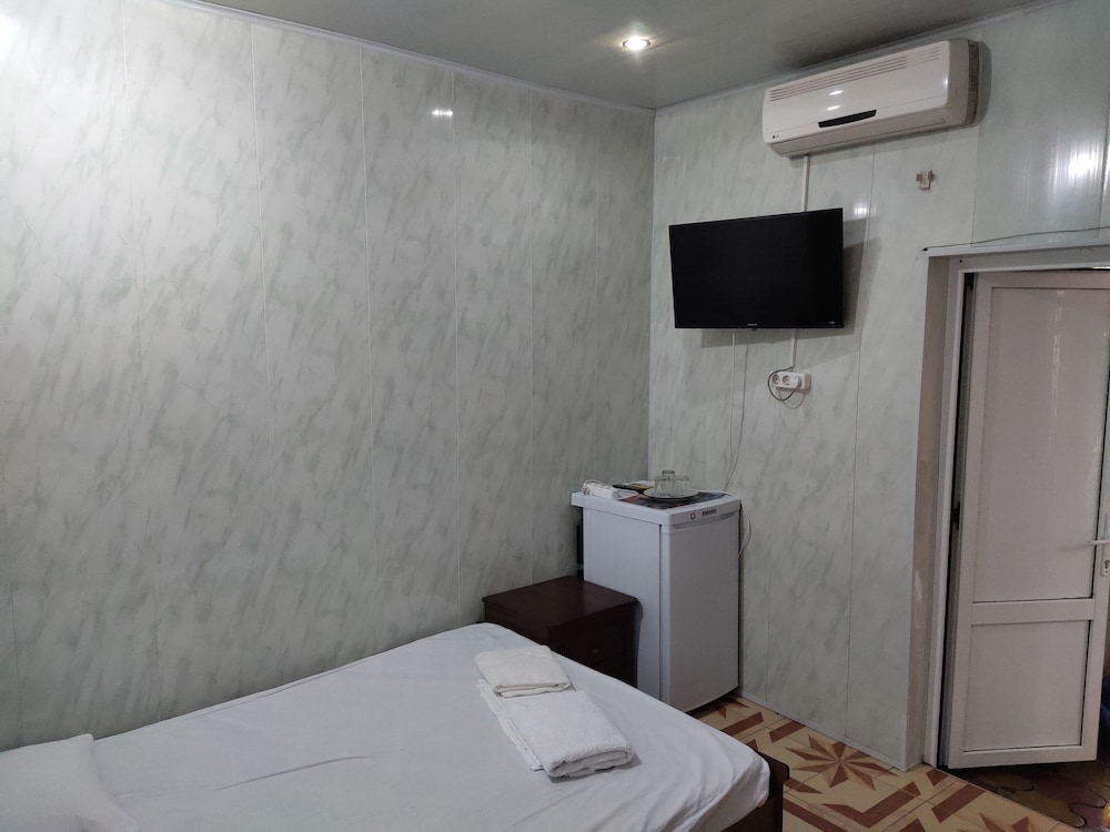 Standard Room photo 3