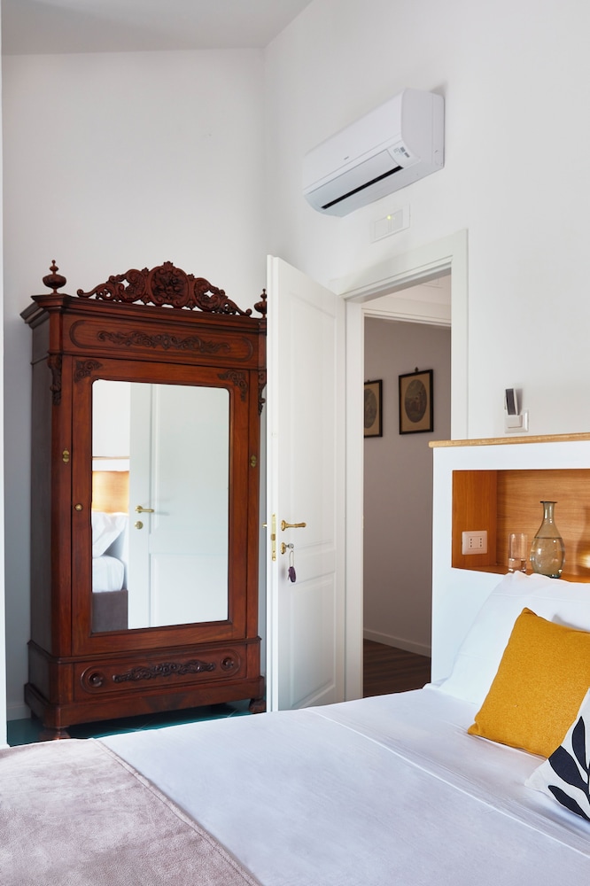 Double or Twin Room, Courtyard View photo 3