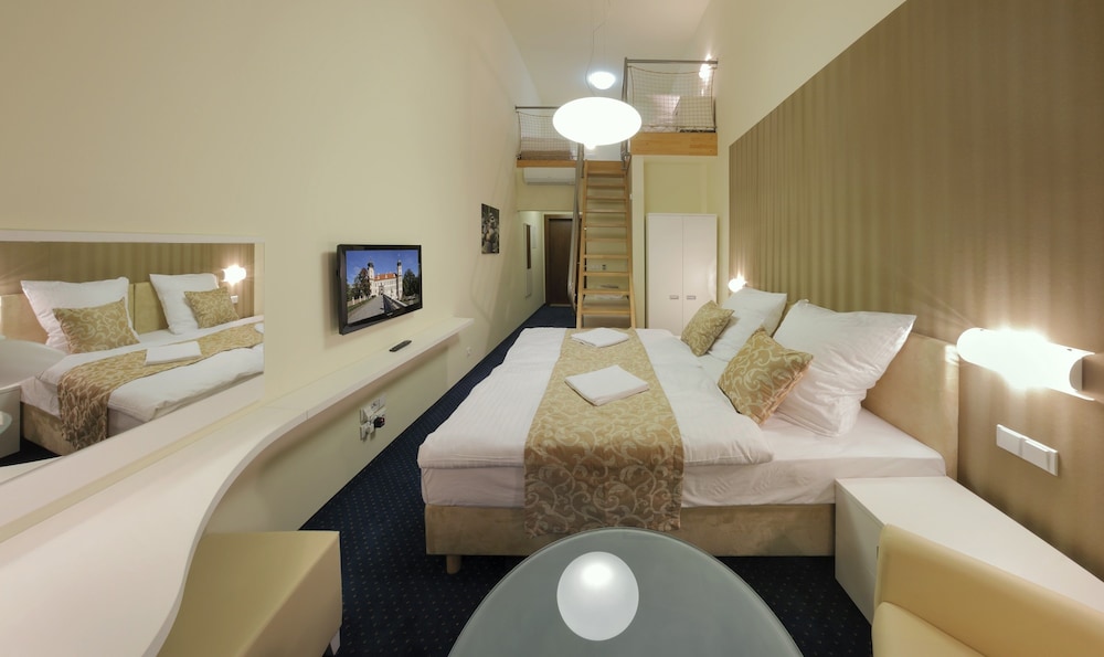 Family Quadruple Room