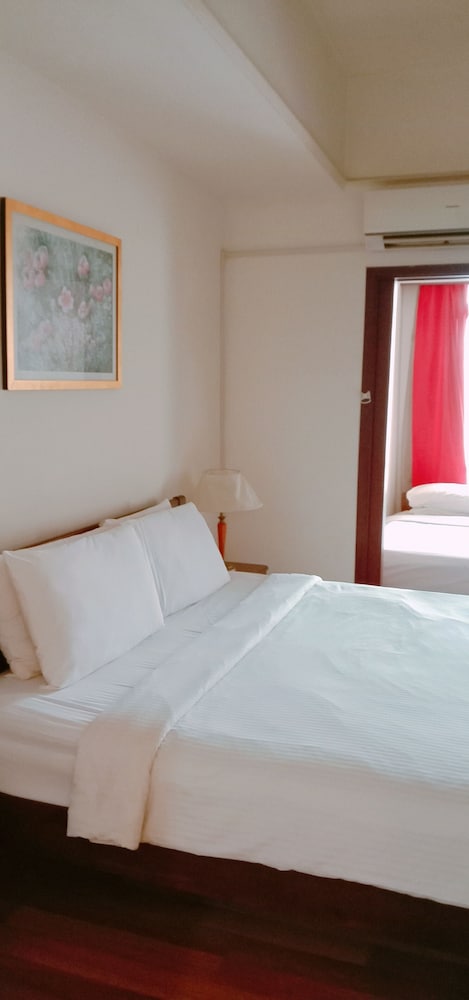 Deluxe Studio Suite
