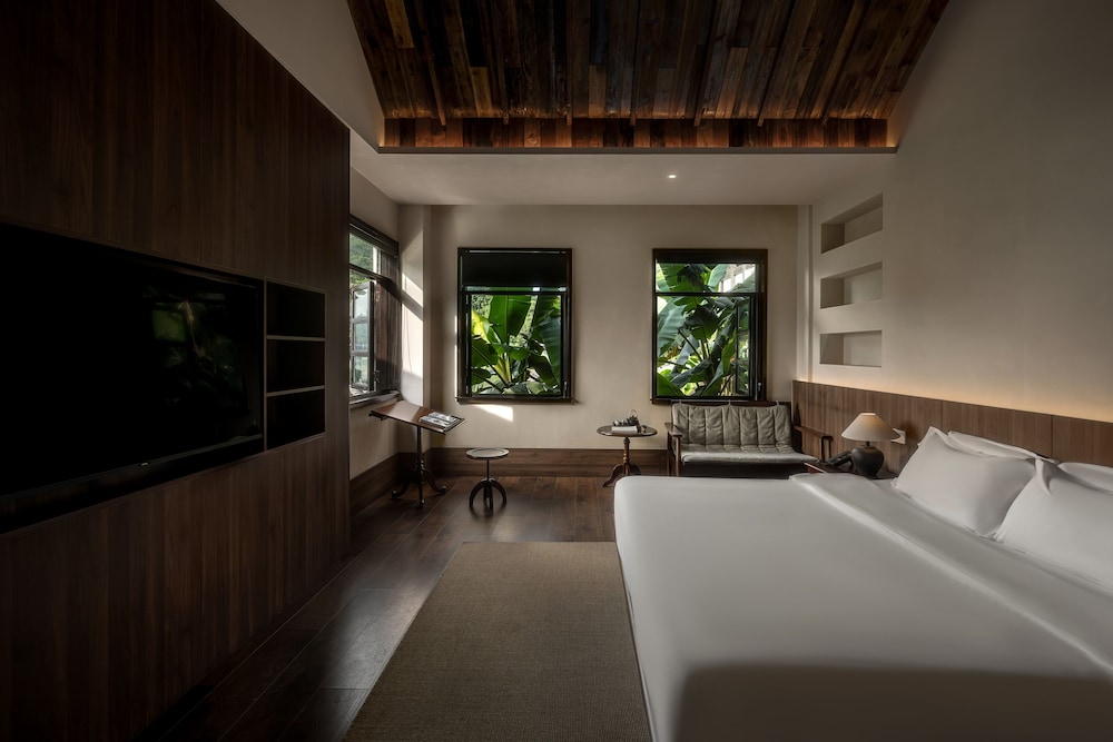 Premier Double Room, River View