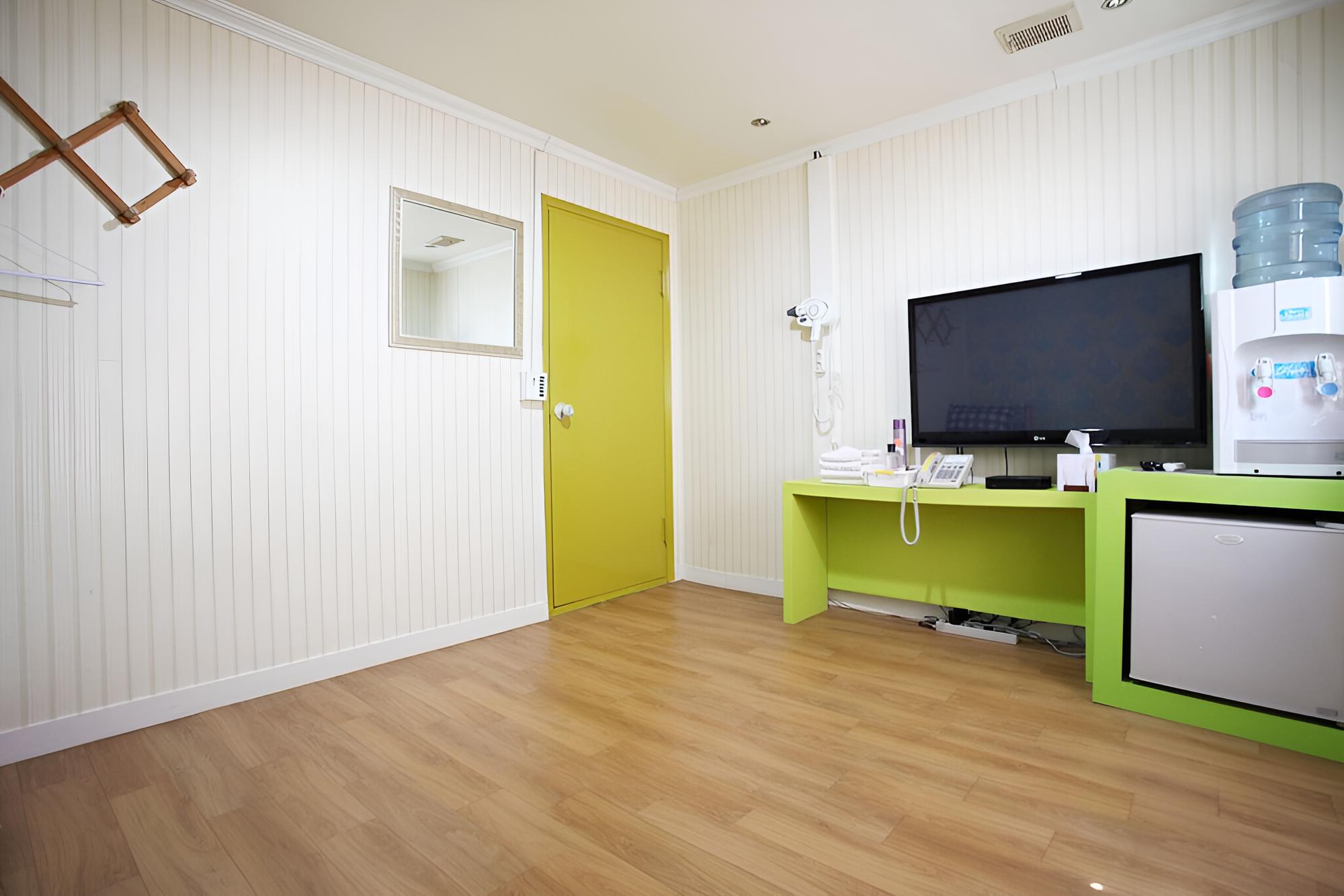 Room (Ondol Room) - Photo 1