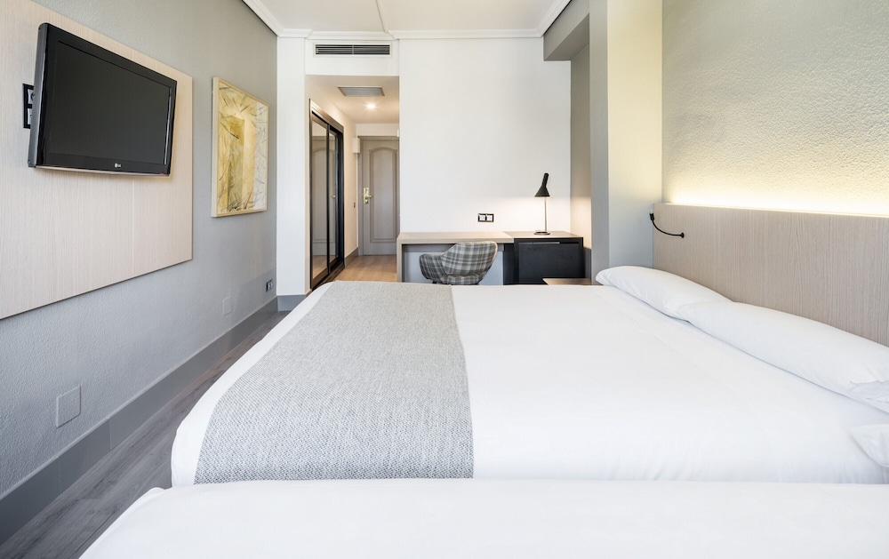Premium Triple Room, 2 adults and 1 child